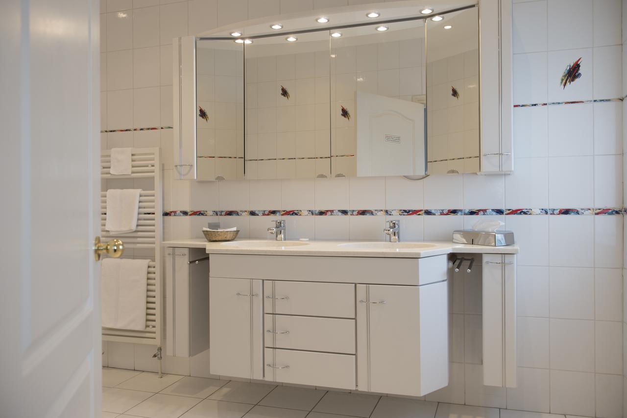 דגלאס Regency Hotel מראה חיצוני תמונה
